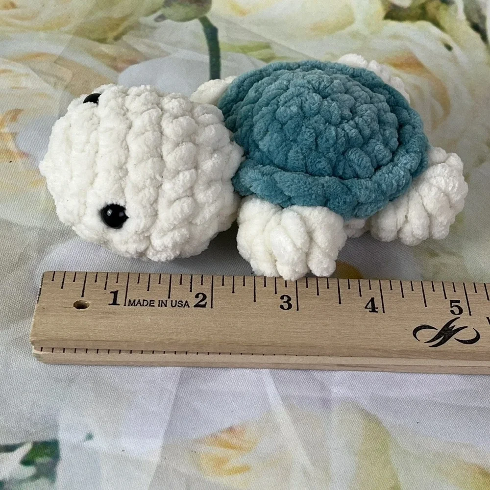 Crochet Mini Turtle Hand-made Plush Stuffy Animal Soft Yarn Sea Life Baby Green